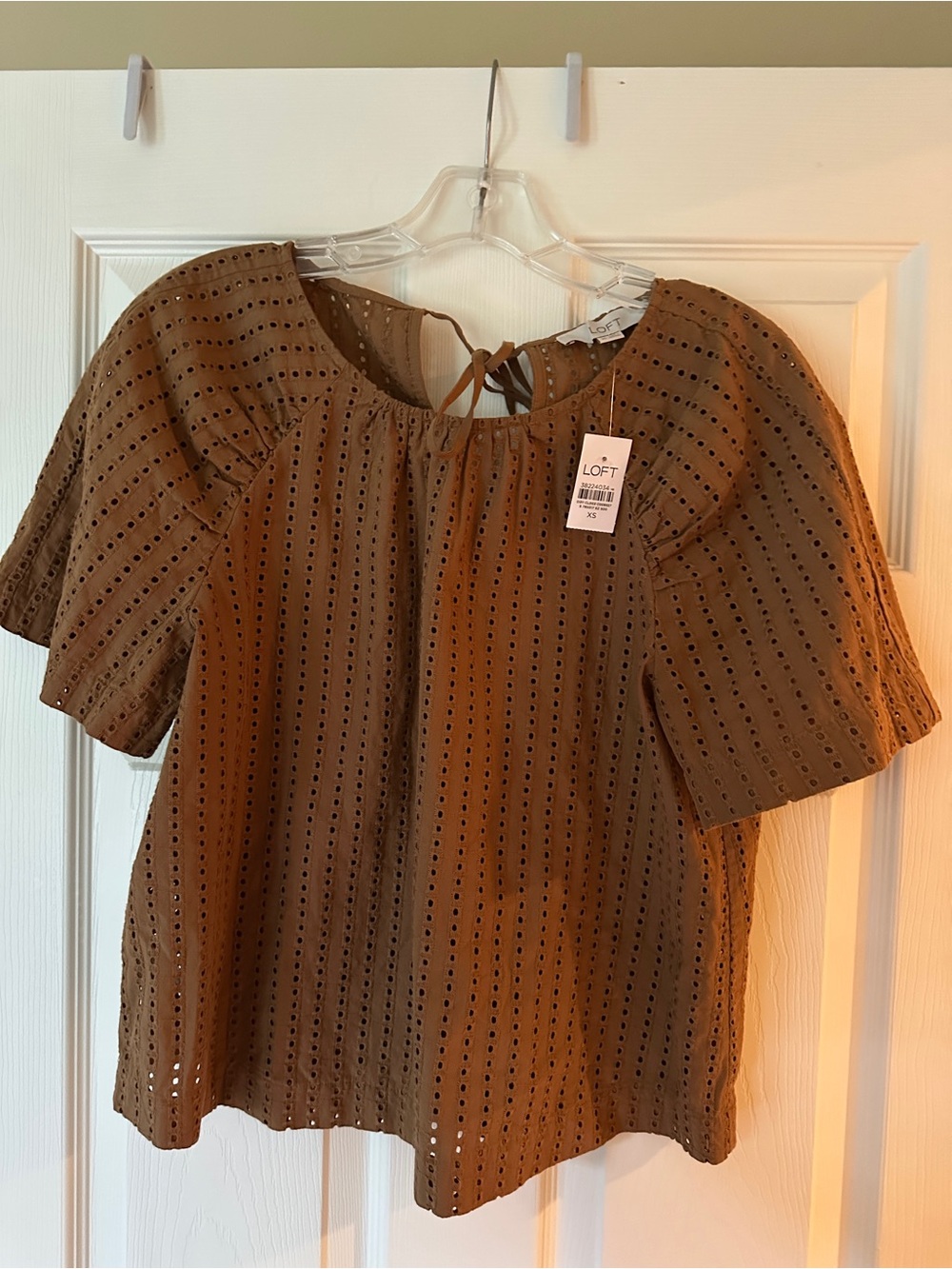 LOFT Brown Eyelet Tie-Back Short Sleeve Blouse
